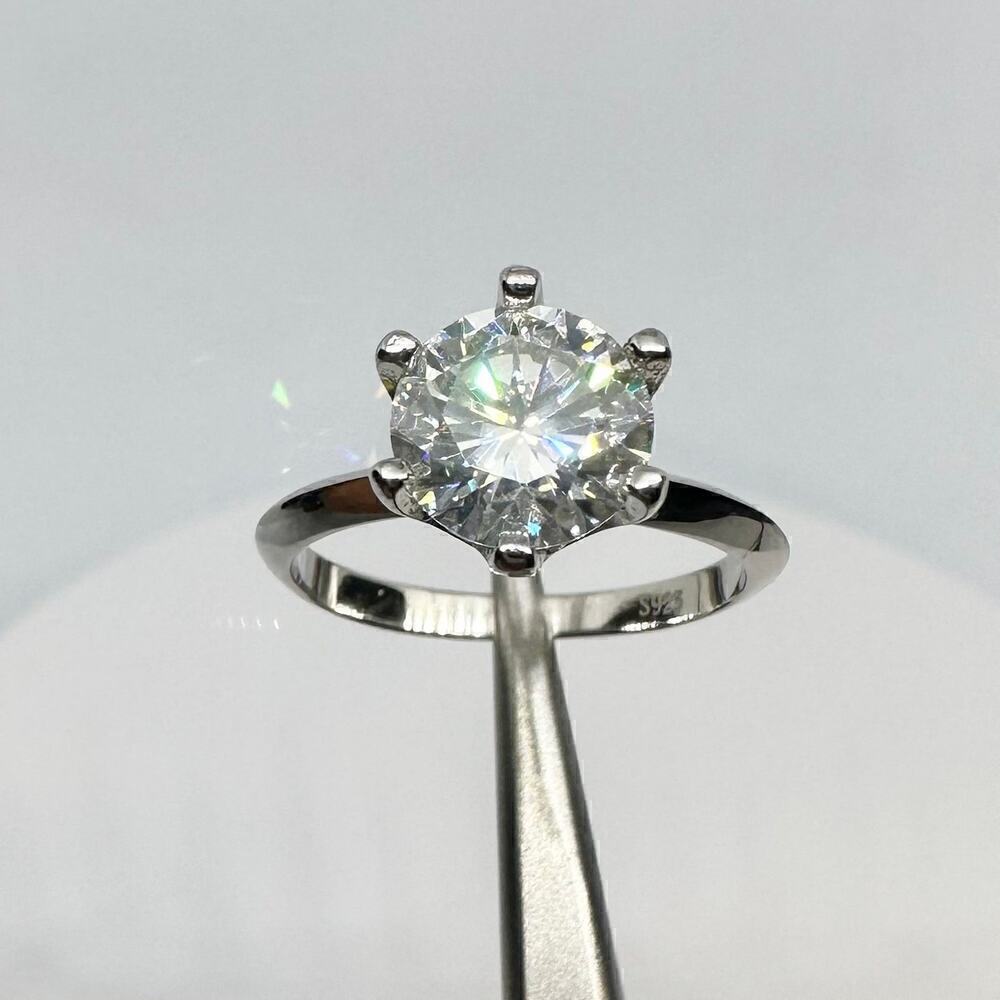 Moissanite Diamond Engagement Ring 2 Ct Six Prong Round Cut 18K GRA Size 7